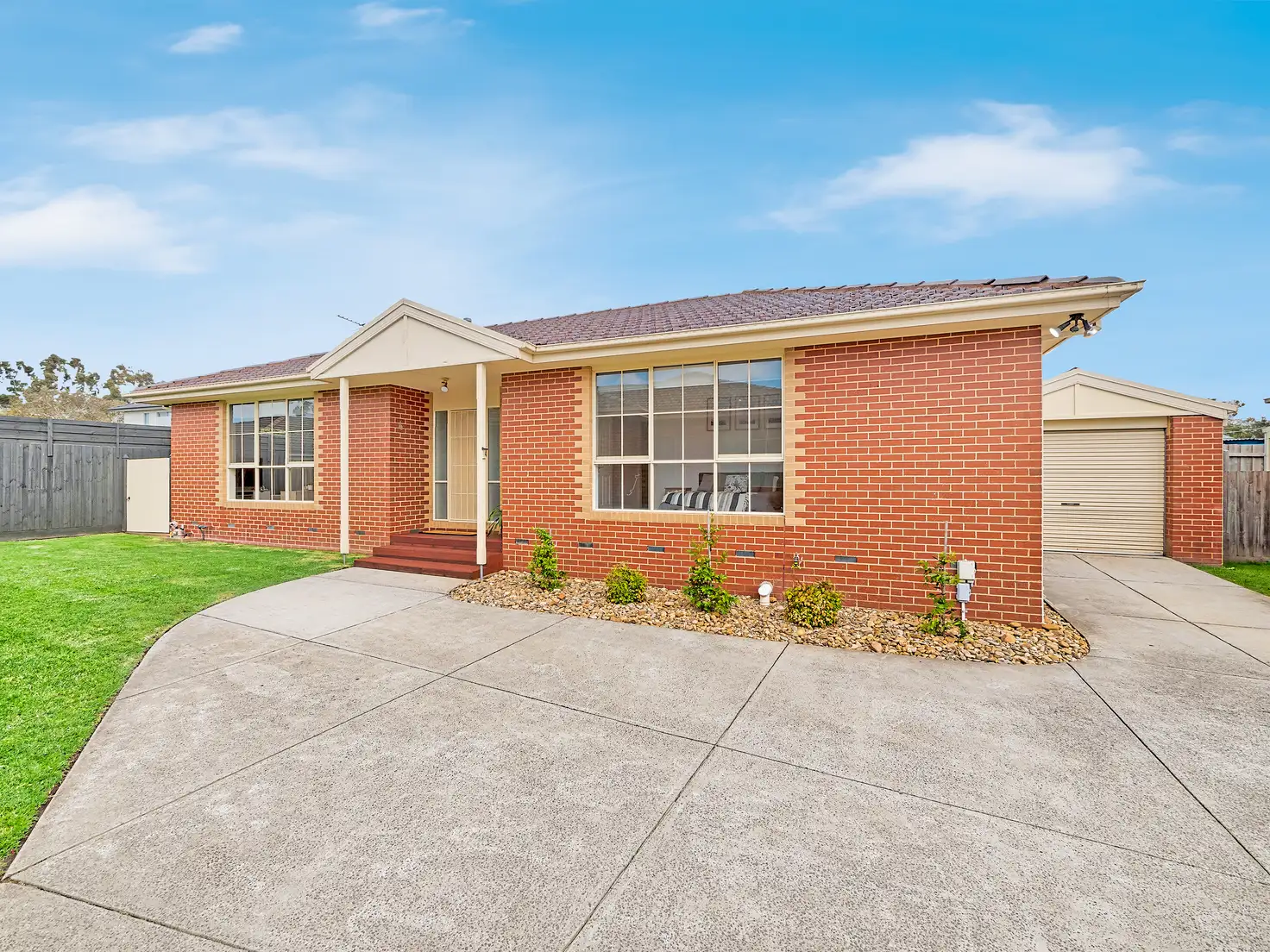 Main view of Homely unit listing, 4/16 Sarno Court, Cranbourne VIC 3977