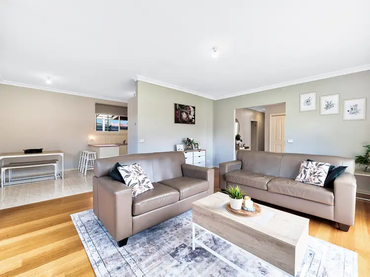 Fourth view of Homely unit listing, 4/16 Sarno Court, Cranbourne VIC 3977