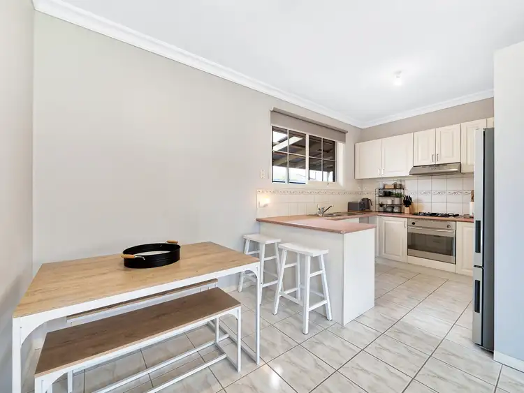 Fifth view of Homely unit listing, 4/16 Sarno Court, Cranbourne VIC 3977