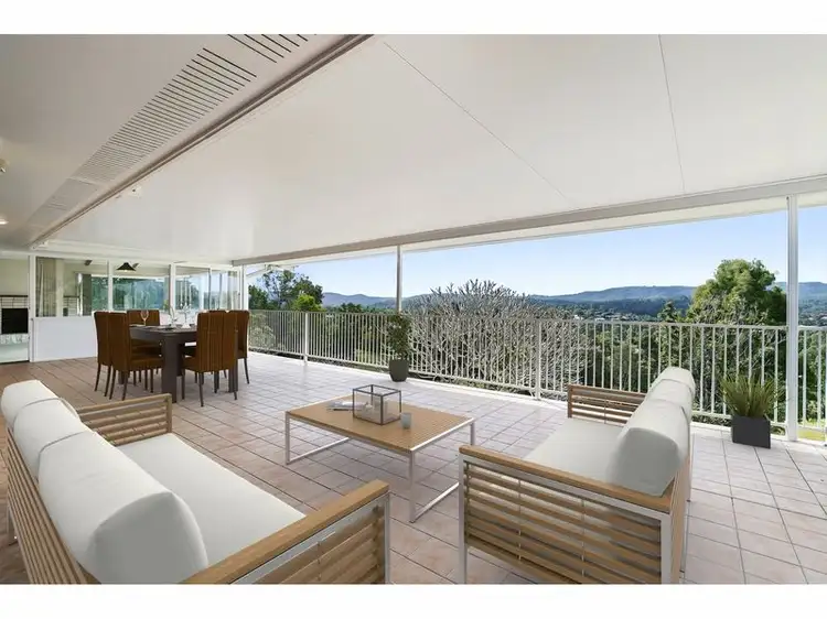 1 Royston Street, Brookfield QLD 4069