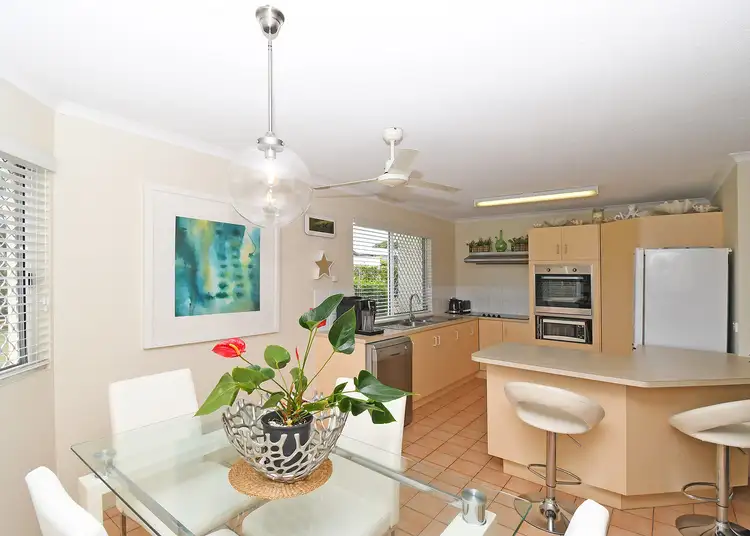 Fourth view of Homely apartment listing, 1/13-15 Pulgul Street, Urangan QLD 4655