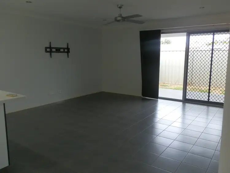 Fourth view of Homely unit listing, 4/21 Moriarty Street, Emerald QLD 4720