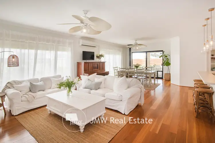 4 St Michaels Parkway, Dunsborough WA 6281