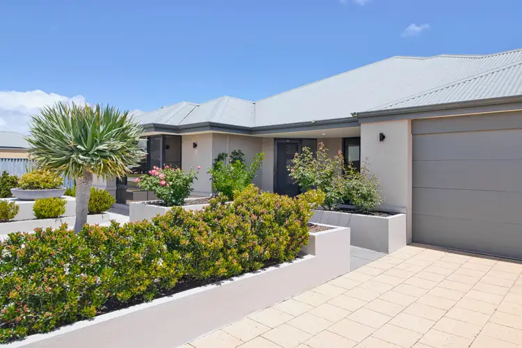 Second view of Homely house listing, 8 Lomandra View, Baldivis WA 6171