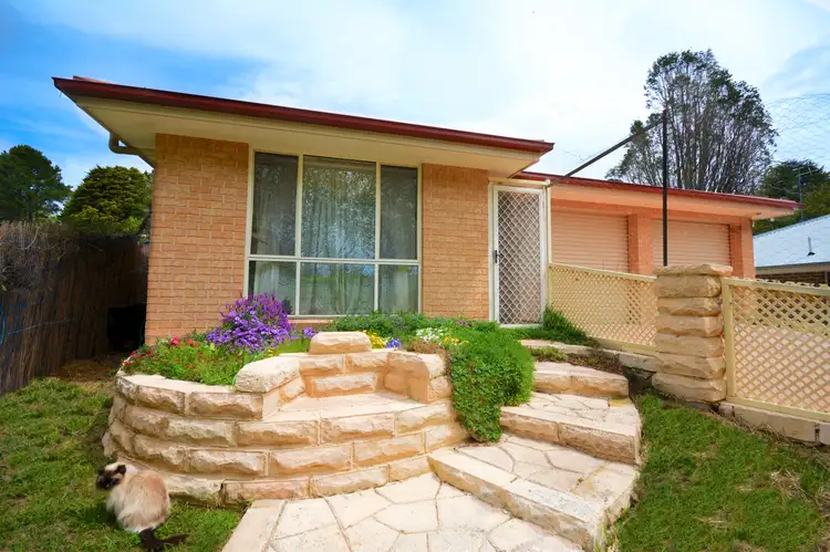 6 Monmouth Street, Mount Victoria NSW 2786