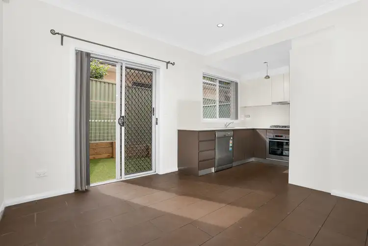 Fourth view of Homely house listing, 6/10 Montrose Street, Quakers Hill NSW 2763
