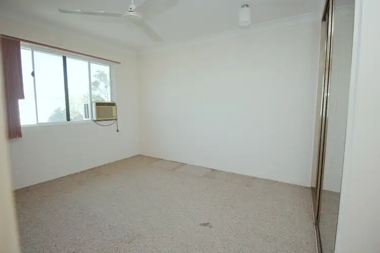 Sixth view of Homely unit listing, 4/36-38 Henry Street, West End QLD 4810