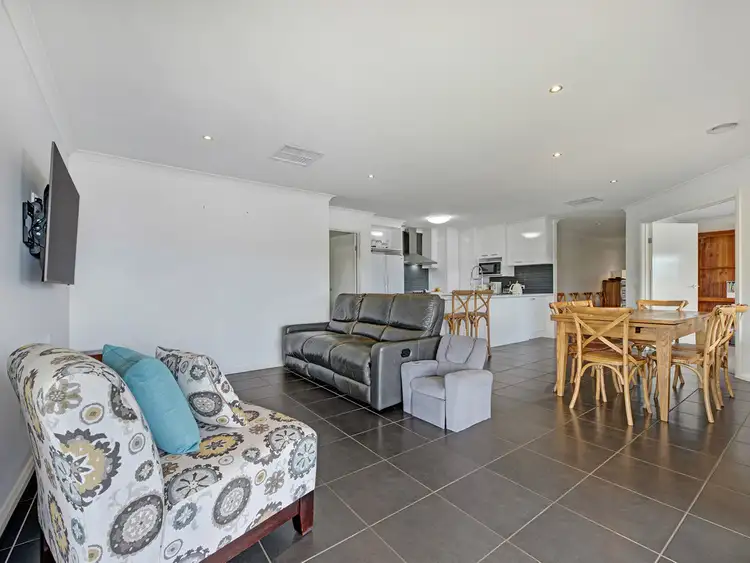 Fifth view of Homely house listing, 8 Dempster Place, Leneva VIC 3691