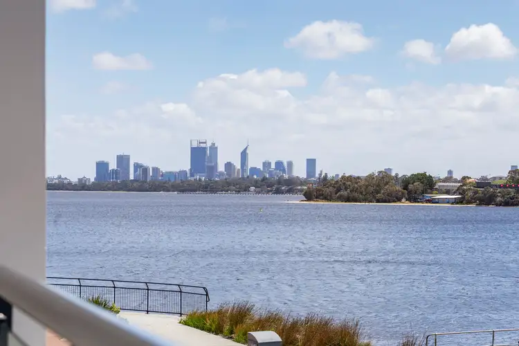 Sixth view of Homely house listing, E204/70-72 Canning Beach Road, Applecross WA 6153