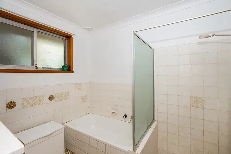 Seventh view of Homely house listing, 4 Mullard Close, Shortland NSW 2307