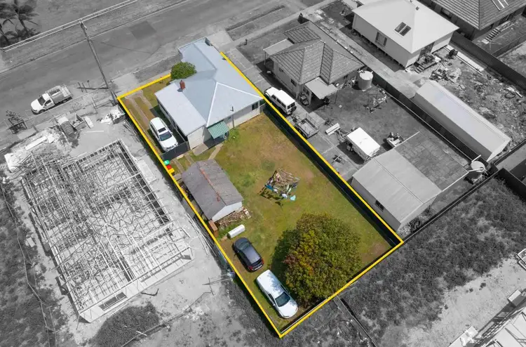 31 Lake Road, Swansea NSW 2281