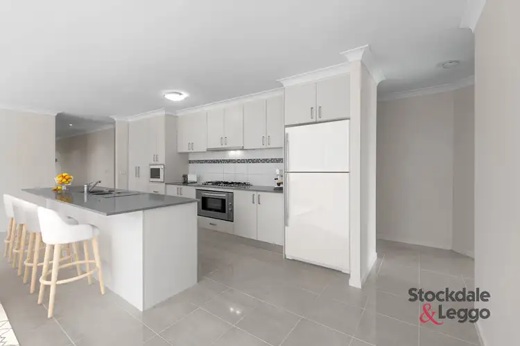 Sixth view of Homely house listing, 27 Villella Drive, Pakenham VIC 3810