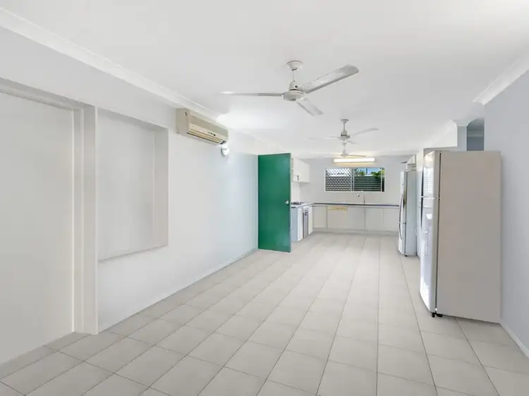 Third view of Homely other listing, 2/440 McCoombe Street, Mooroobool QLD 4870