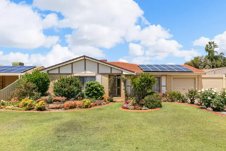 8 Wheatstone Drive, Morley WA 6062