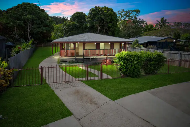 86 Murray Street, Manoora QLD 4870