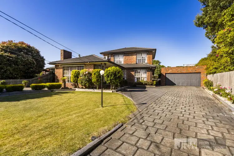 9 Jarrah Court, Glen Waverley VIC 3150