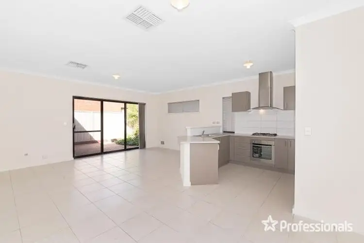 Fourth view of Homely villa listing, 2/35 Mosedale Loop, Waikiki WA 6169