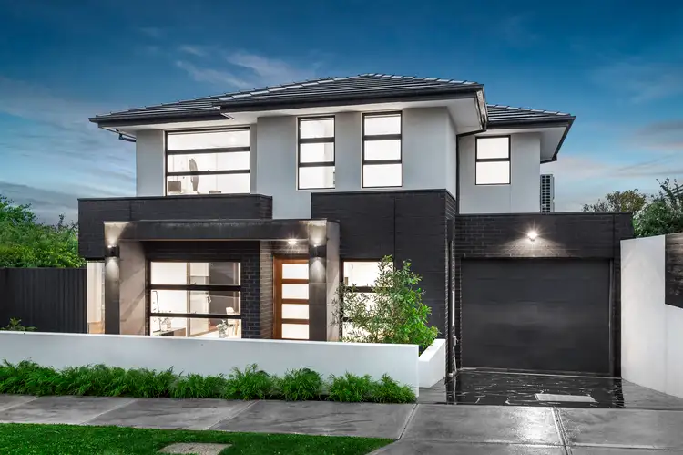 21 Interlaken Parade, Rosanna VIC 3084