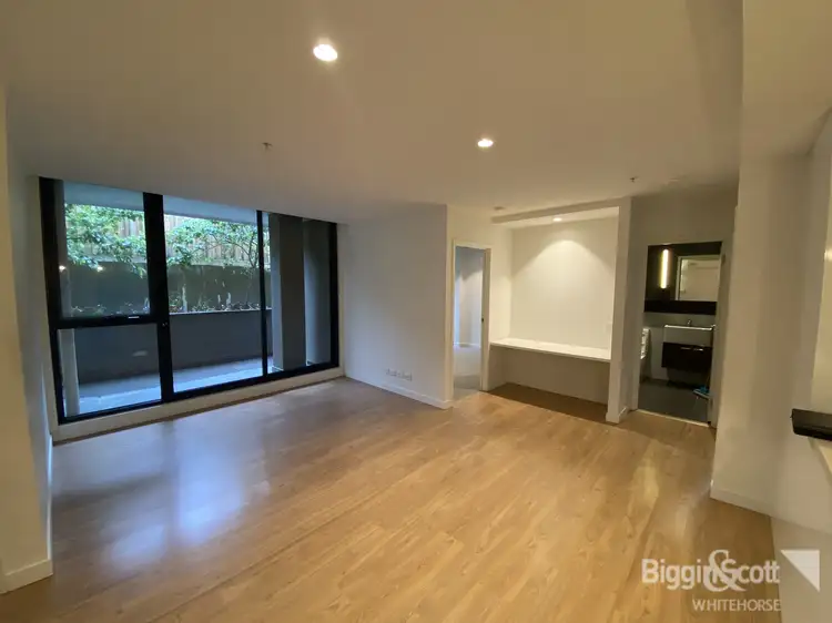 8 Hepburn Road
