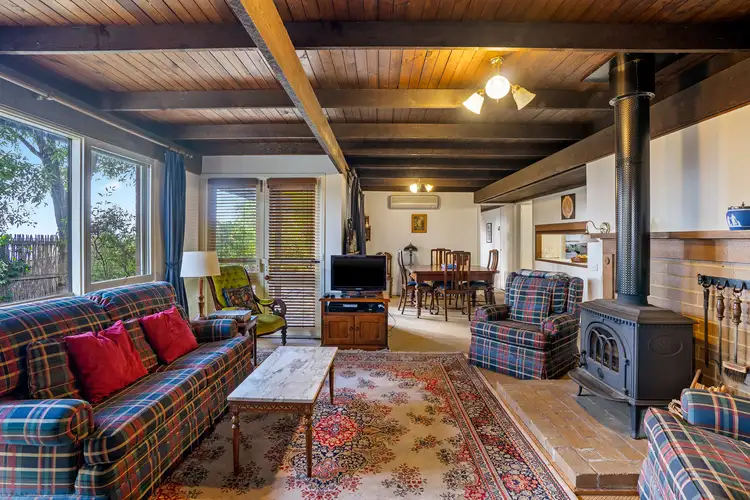 Sixth view of Homely house listing, 7 Holyrood Drive, Vermont VIC 3133