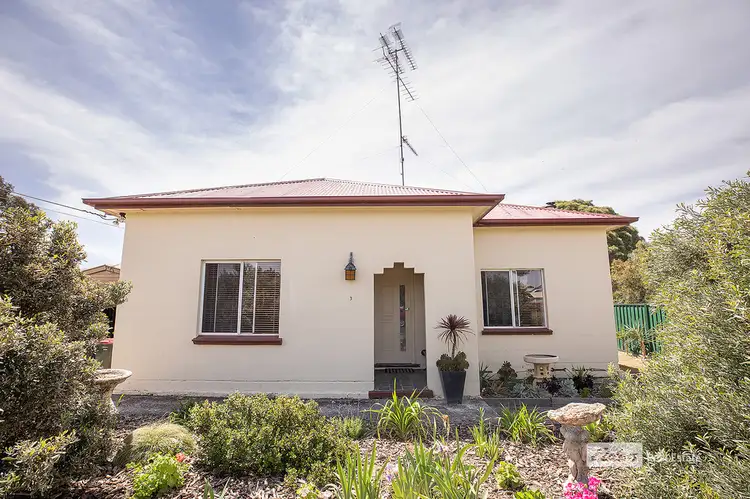 3 POYNTZ STREET, Naracoorte SA 5271