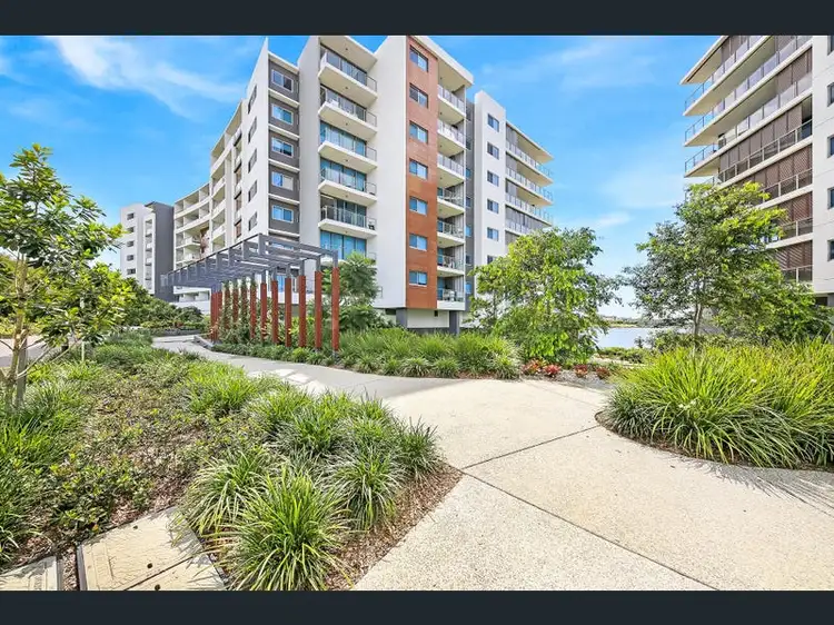 1409/397 Christine Avenue, Varsity Lakes QLD 4227