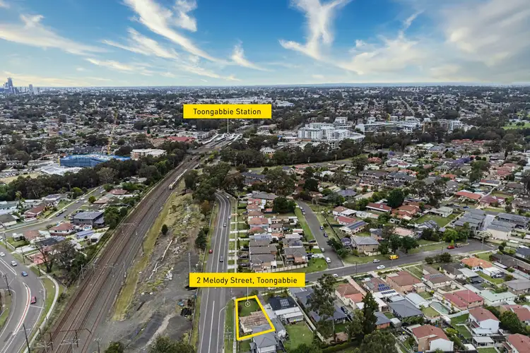 2 Melody Street, Toongabbie NSW 2146