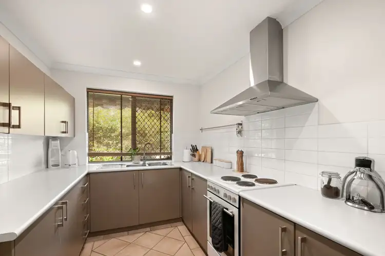 Fifth view of Homely villa listing, 3/5 Kitchener Road, Melville WA 6156