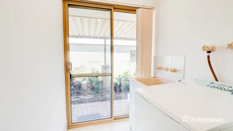 Fifth view of Homely house listing, 35 Teraglin Way, Warnbro WA 6169