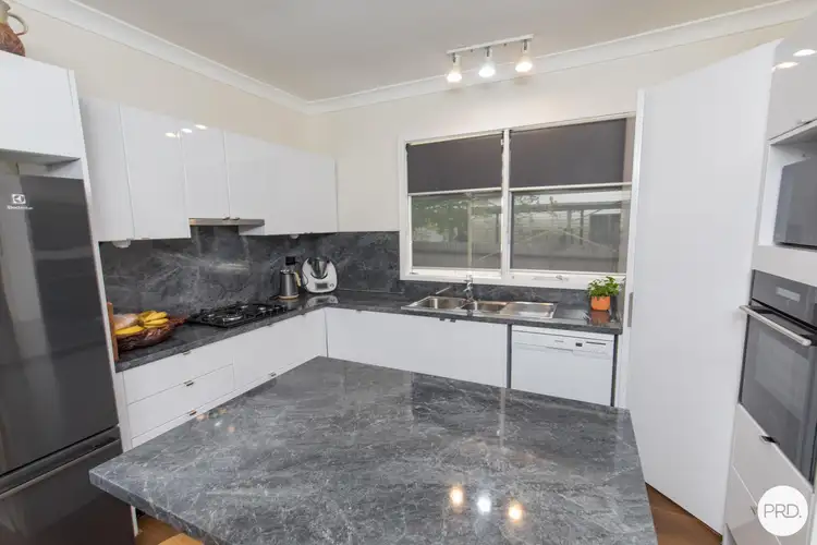 Sixth view of Homely house listing, 28 Kiewa Avenue, Red Cliffs VIC 3496