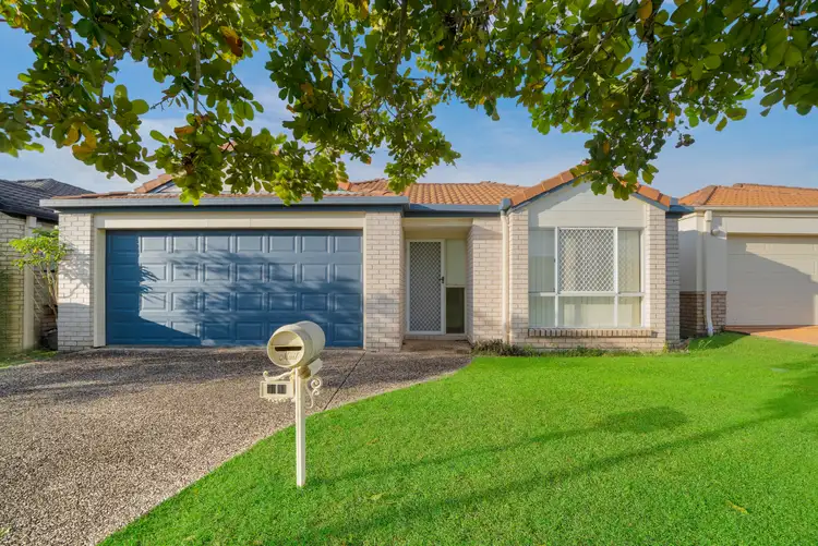 11 Whitfield Crescent, North Lakes QLD 4509