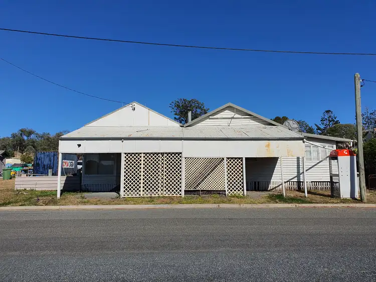 14 Forest Street, Kalpowar QLD 4630