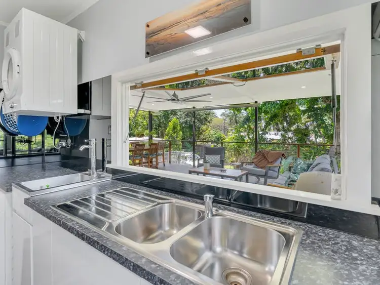 Sixth view of Homely house listing, 7 Crowley Close, Whitfield QLD 4870