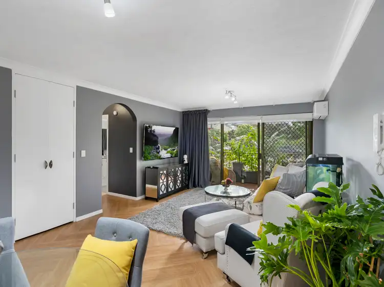 3/9 Bayview Street, Runaway Bay QLD 4216
