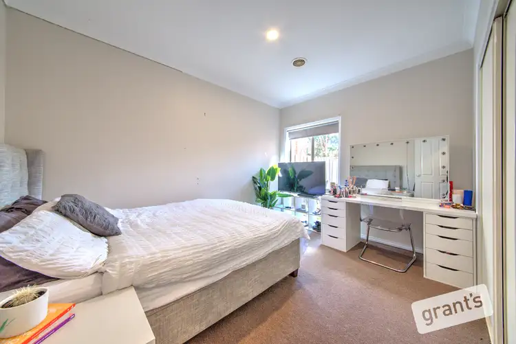 Fourth view of Homely house listing, 9/12 Grant Close, Berwick VIC 3806