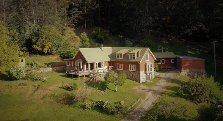 170 Dennis Road, Gunns Plains TAS 7315