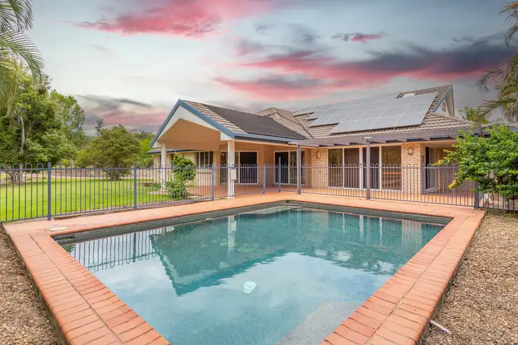 18 Highland Drive, Lake Macdonald QLD 4563