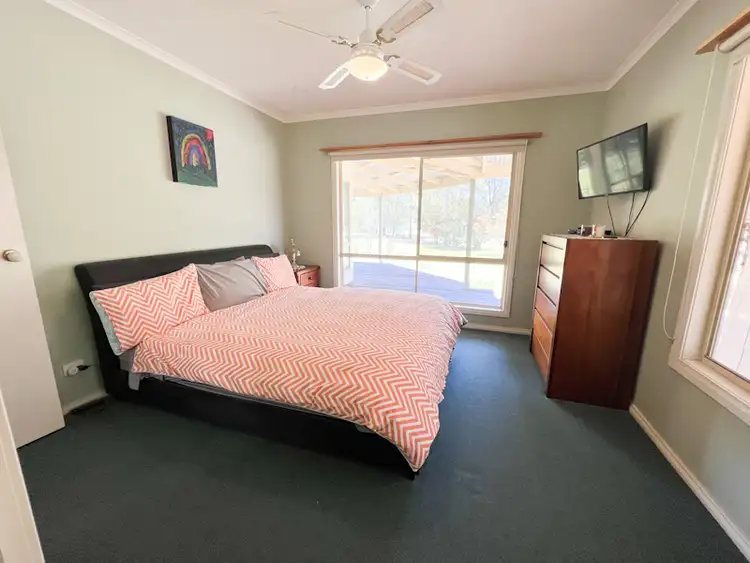 Fifth view of Homely house listing, 9 BILLABONG PLACE, Deniliquin NSW 2710