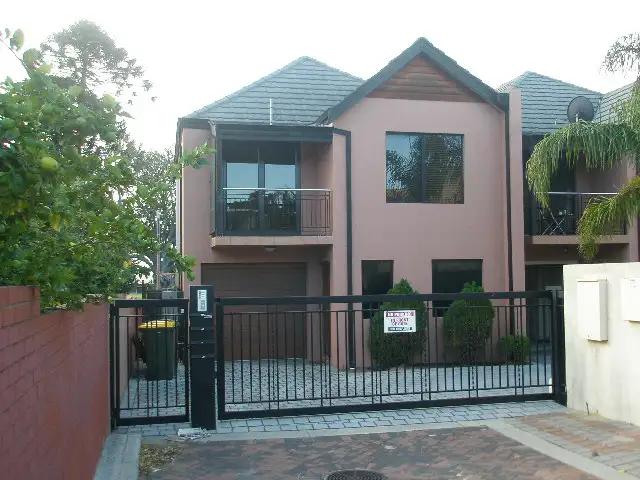 30 Oak Lane