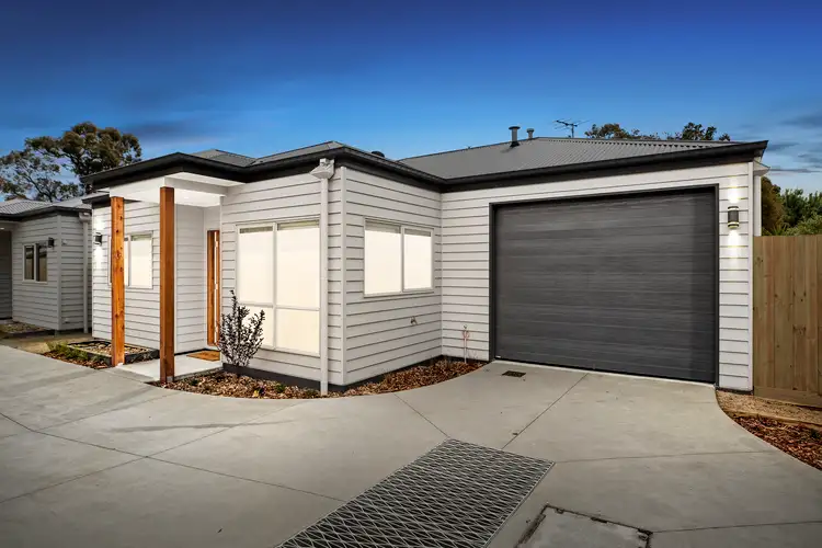 1, 2 & 3/34 Orchard Street, Kilsyth VIC 3137