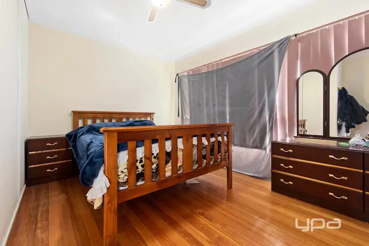 Fifth view of Homely house listing, 4 Stevens Road, St Albans VIC 3021