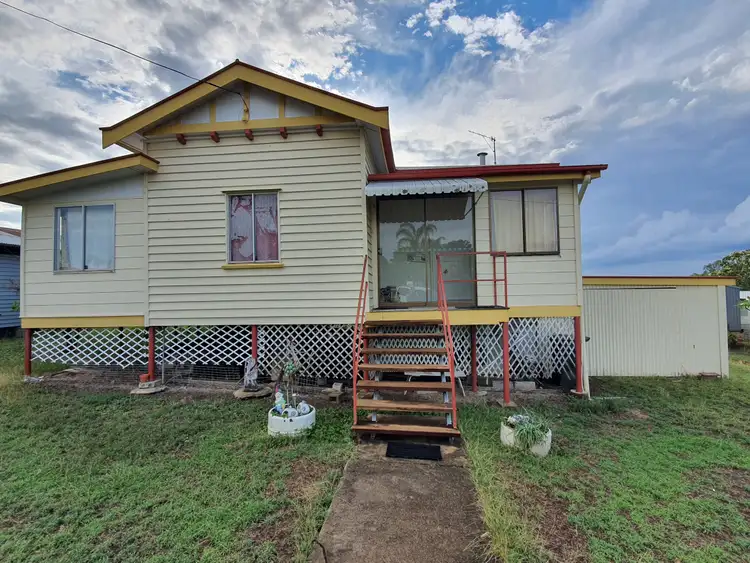 24 Edison Street, Monto QLD 4630