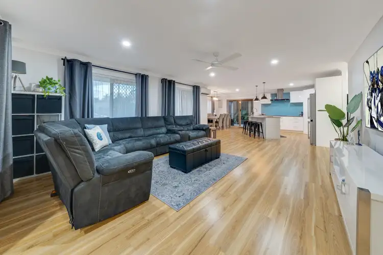 Second view of Homely house listing, 7 Lutea Close, Regents Park QLD 4118