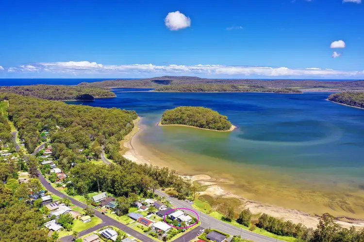 Second view of Homely house listing, 2 The Lakesway, Tarbuck Bay NSW 2428