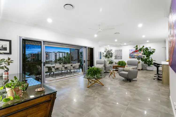 12/12 Louis Street, Redcliffe QLD 4020