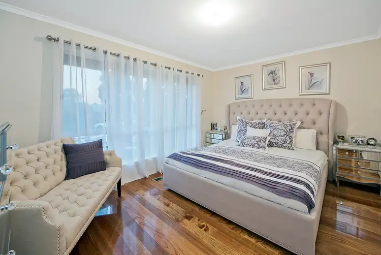 Seventh view of Homely house listing, 8 Hillcrest Court, Mill Park VIC 3082