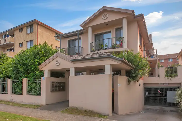 2/105 Castlereagh Street, Liverpool NSW 2170