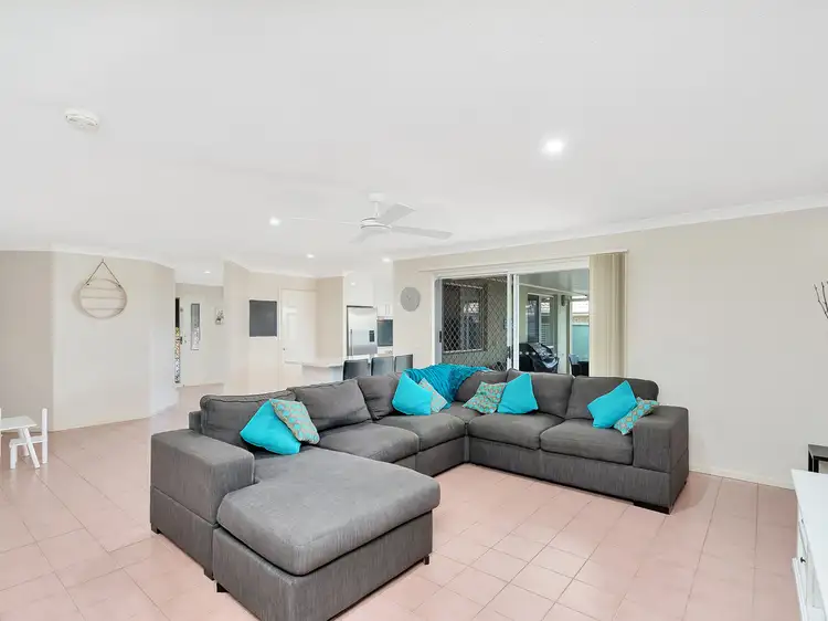Fifth view of Homely house listing, 7 Elsemore Court, Carrara QLD 4211