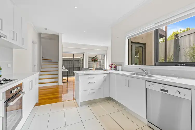 Fifth view of Homely townhouse listing, 4/5 Edward Court, Ivanhoe VIC 3079