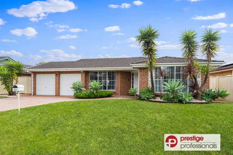 22 Barwon Court, Wattle Grove NSW 2173